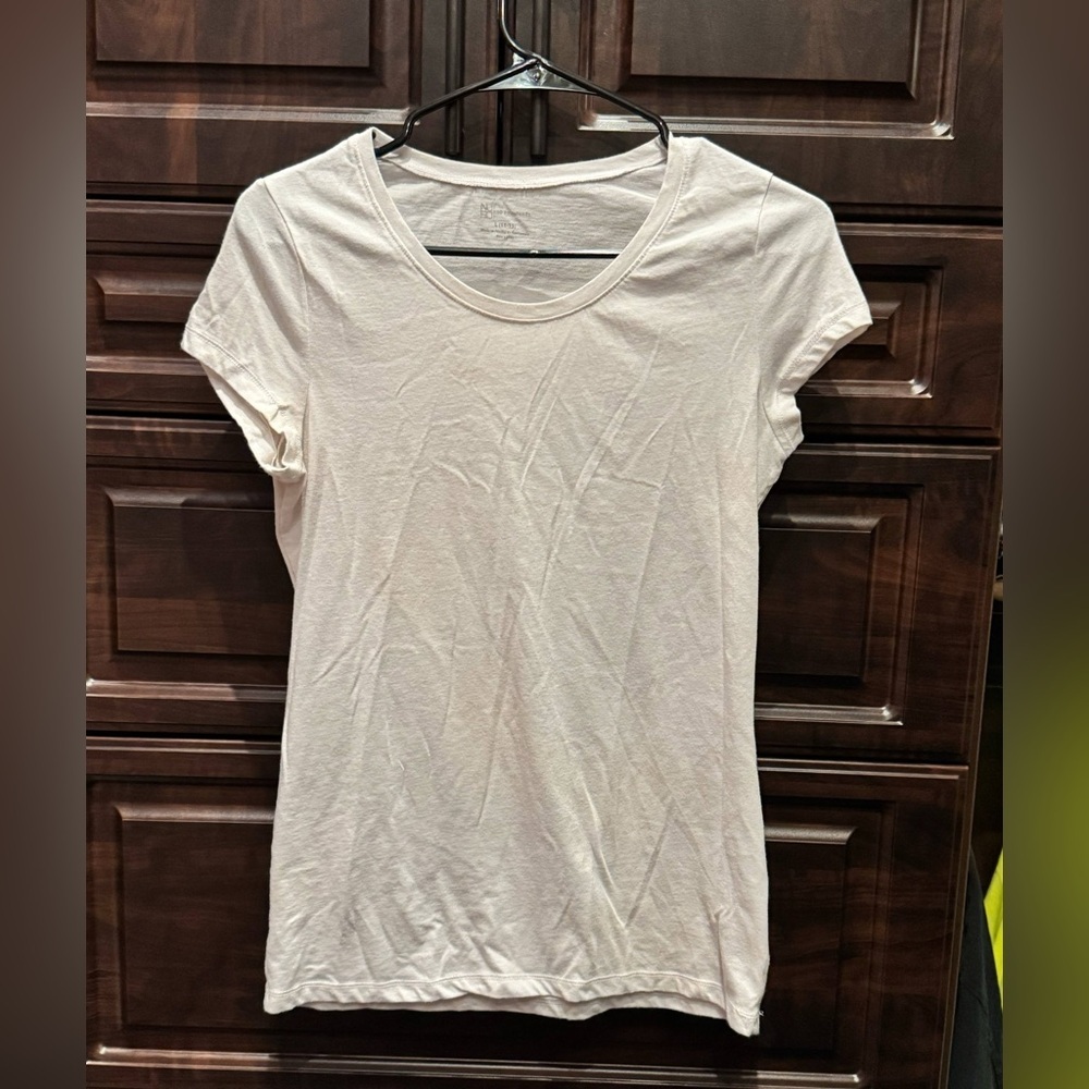 No Boundaries white Fitted Short Sleeve T-Shirt LARGE